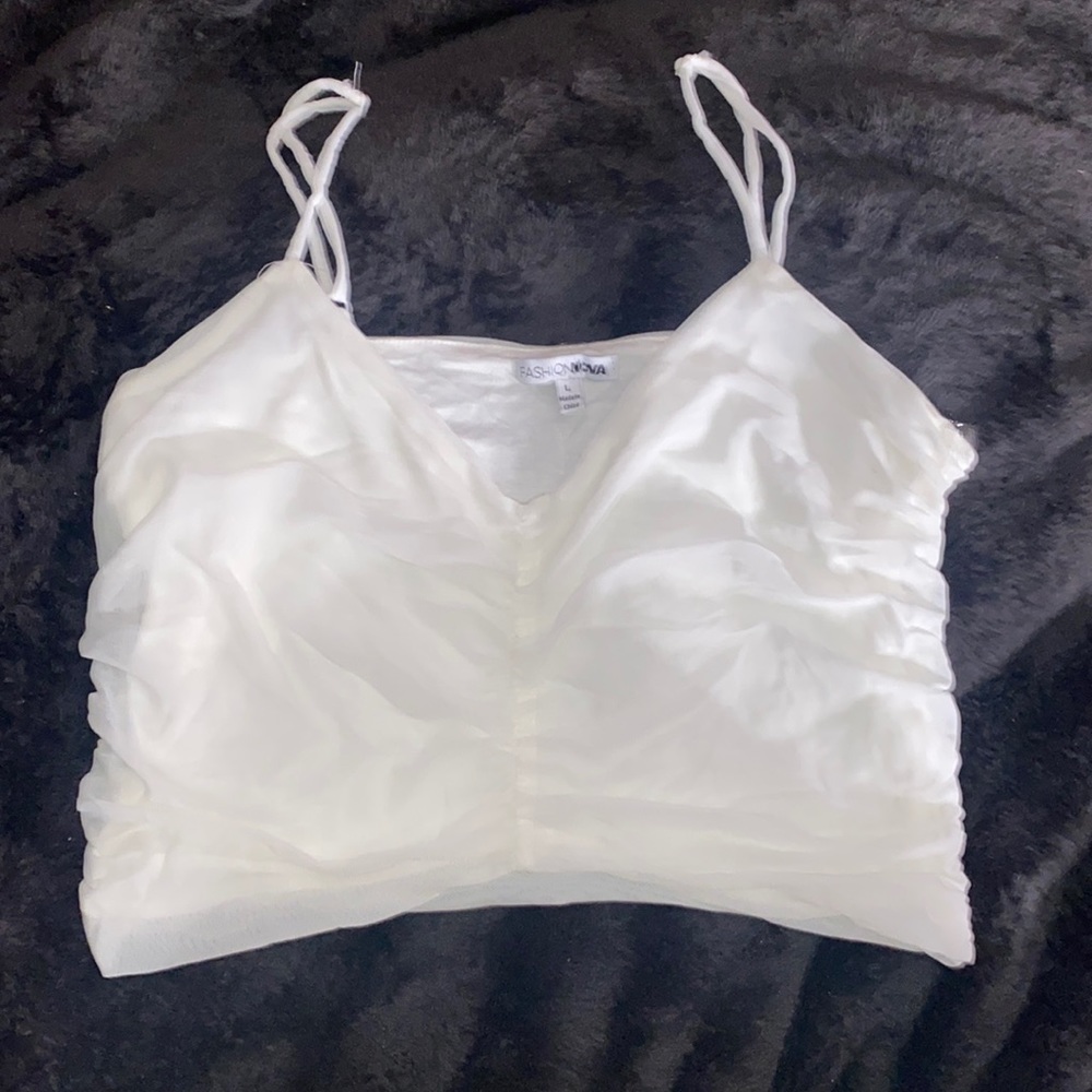 Fashion Nova crop top🖤